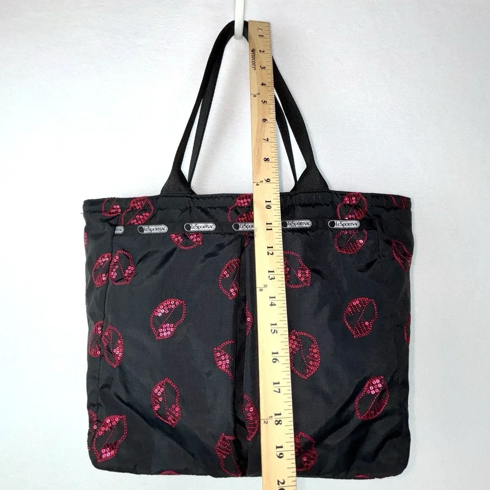 Le Sportsac Sequin Hot Lips Tote & Cosmetic Bag Black Red Pink Lips Nylon RARE